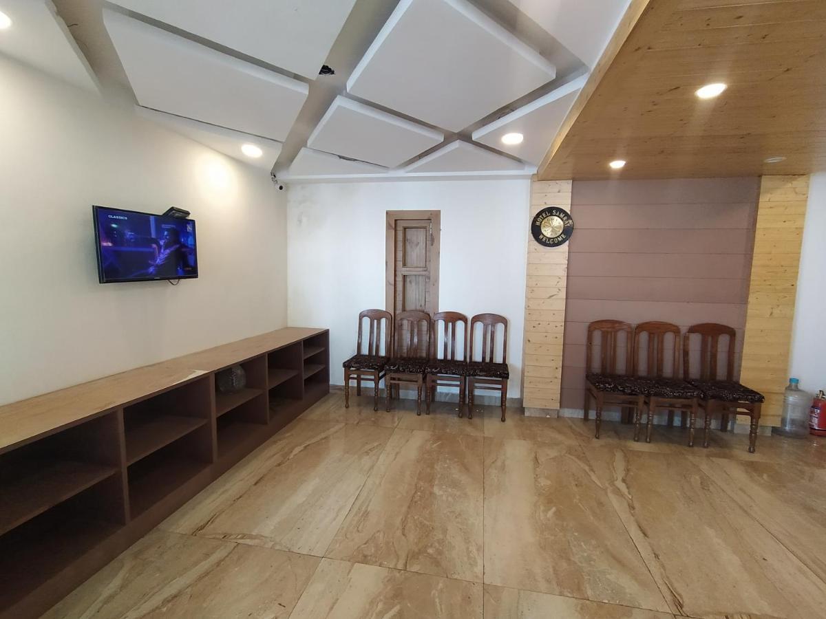 Hotel Samrat, Mussoorie Kültér fotó